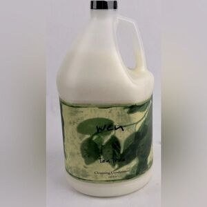 When sealed gallon in Tea Tree Scent.  Comes with pump